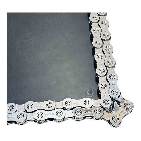 NEW Bicycle Motorcycle Chain PICTURE FRAME Holds 5x7 Photo Faux Bike Chain NWOT - Picture 3 of 7